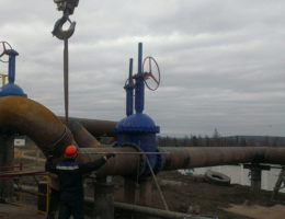 монтаж трубопровода из нержавеющей стали